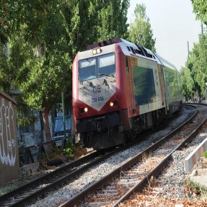 Θεσσαλονίκη: Τρένο παρέσυρε νεαρό άντρα στις γραμμές – Φρικτός θάνατος δίπλα στα ΚΤΕΛ Μακεδονίας!